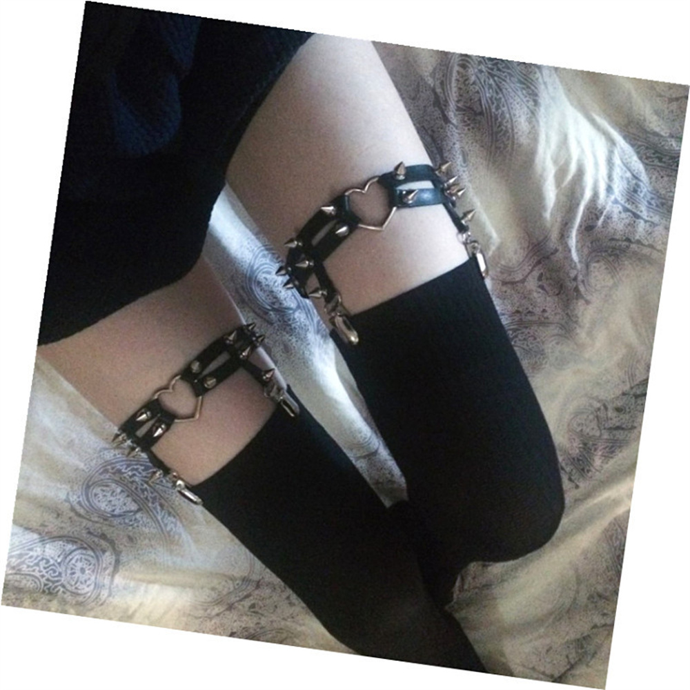 1 pz donne punk gotico cuore c - Garter Belt Set recensione e prezzo
